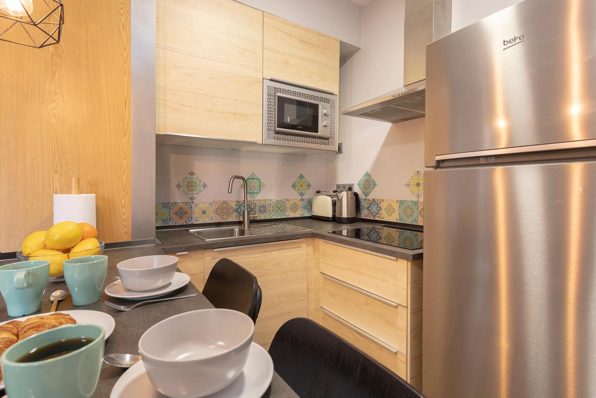 Coqueto Apartamento Junto A Calle Larios By Rent Me مالقة المظهر الخارجي الصورة